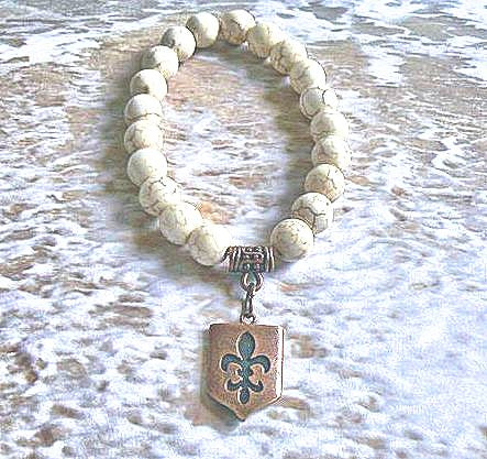 Cream Howlite Stretch Bracelet with Fleur De Lis Charm