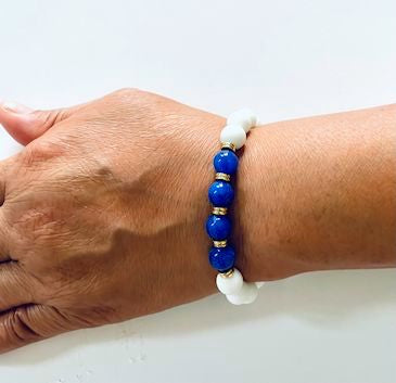 White Agate Stretch Bracelet with Blue Agate Beads