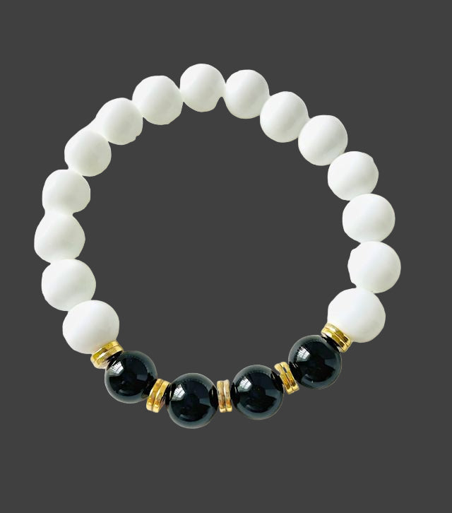 White Agate Stretch Bracelet with Black Onyx Beads
