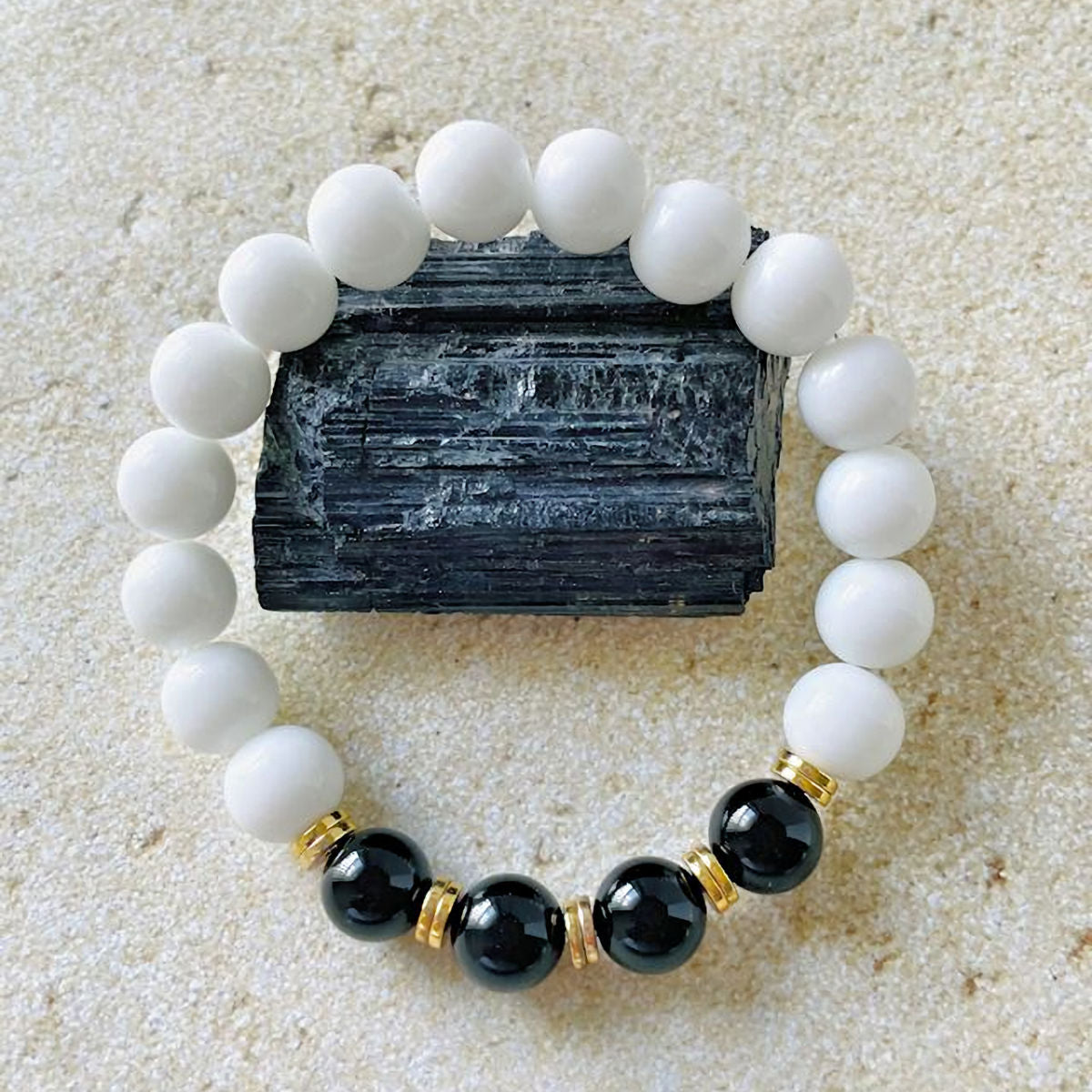 White Agate Stretch Bracelet with Black Onyx Beads