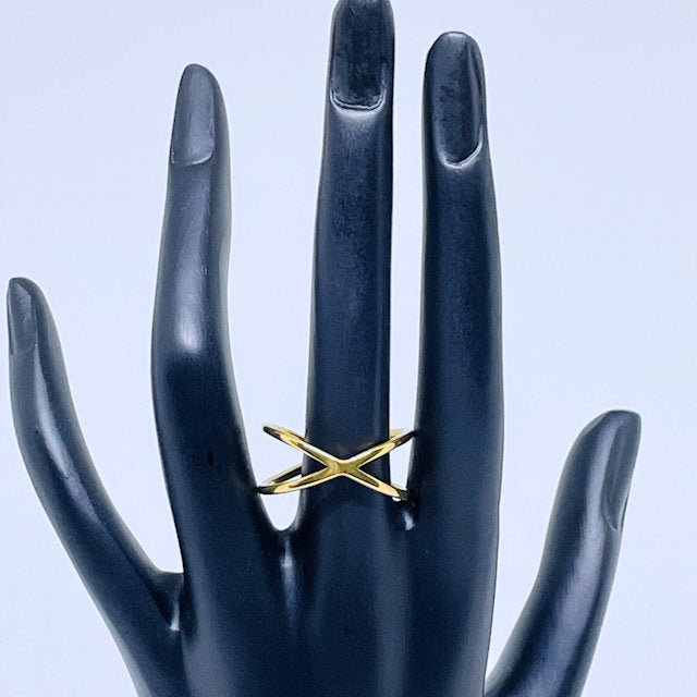 Gold Stainless Steel Criss-Cross Geometric Shape Ring