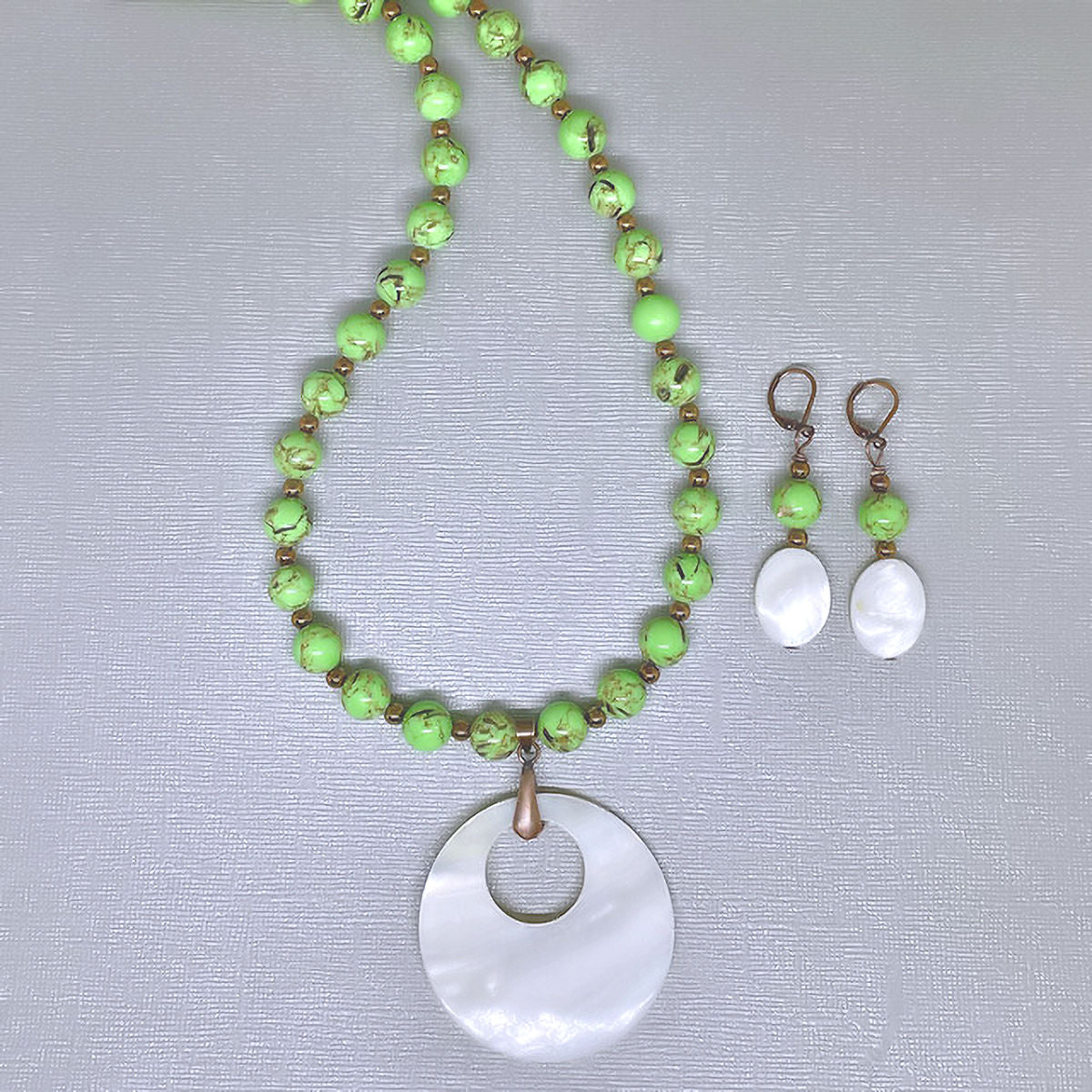 Green Magnesite Necklace and Earring Set