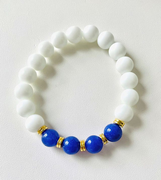 White Agate Stretch Bracelet with Blue Agate Beads